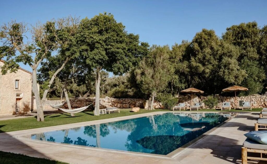 WhatsApp Image 2025-10-11 at 11.10.03 (2)